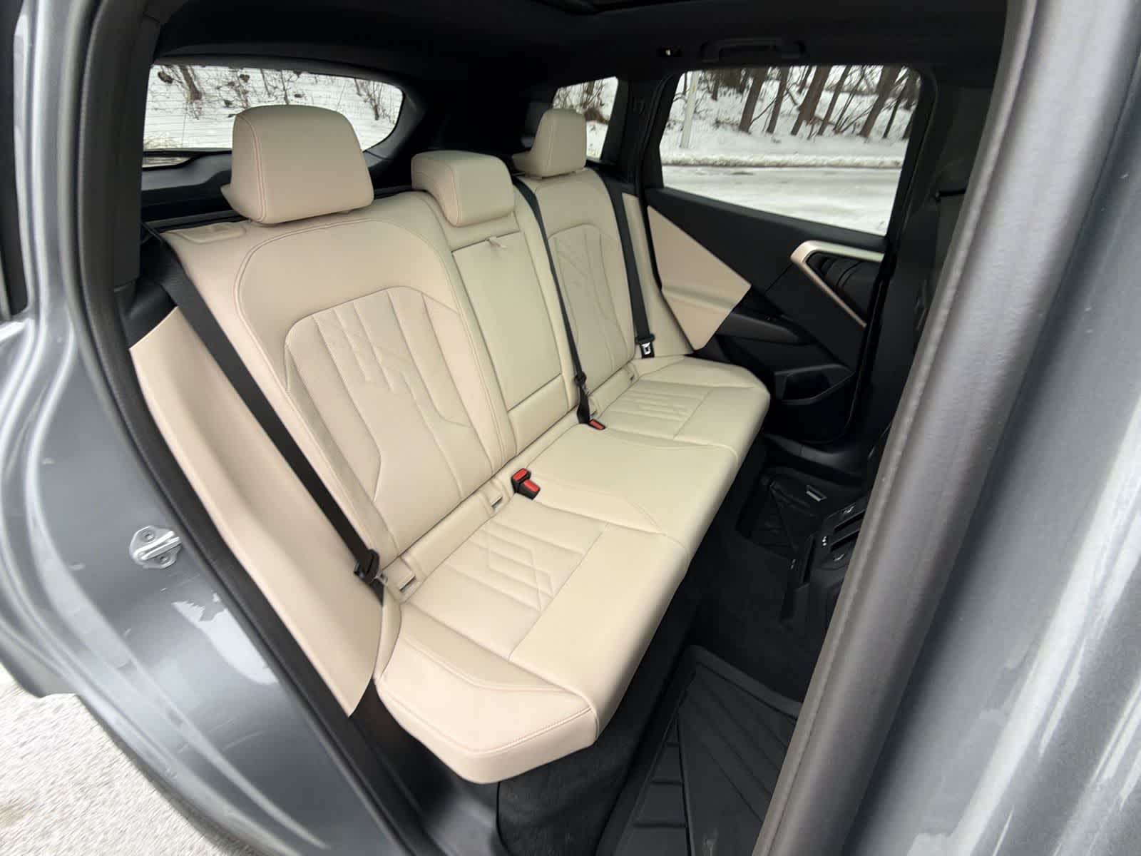 Thumbnail: 2025 BMW X3 - 21