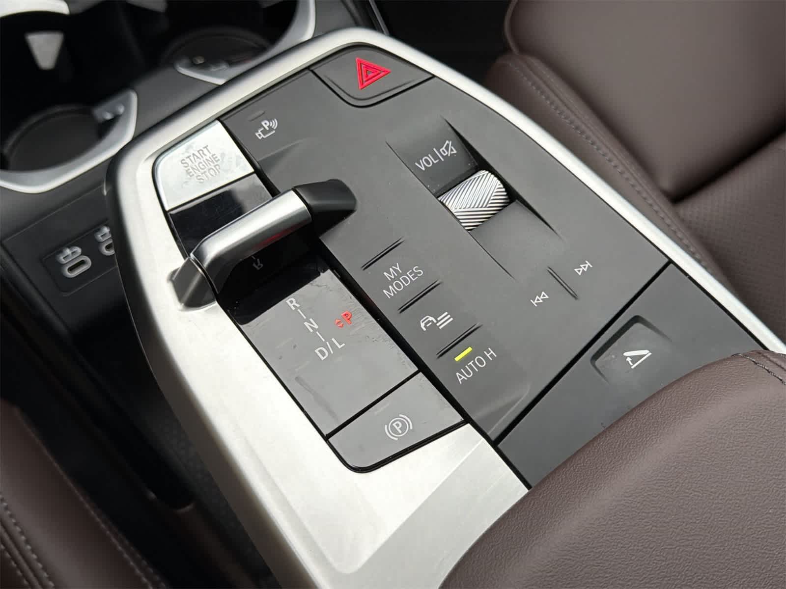 Thumbnail: 2025 BMW X1 - 25