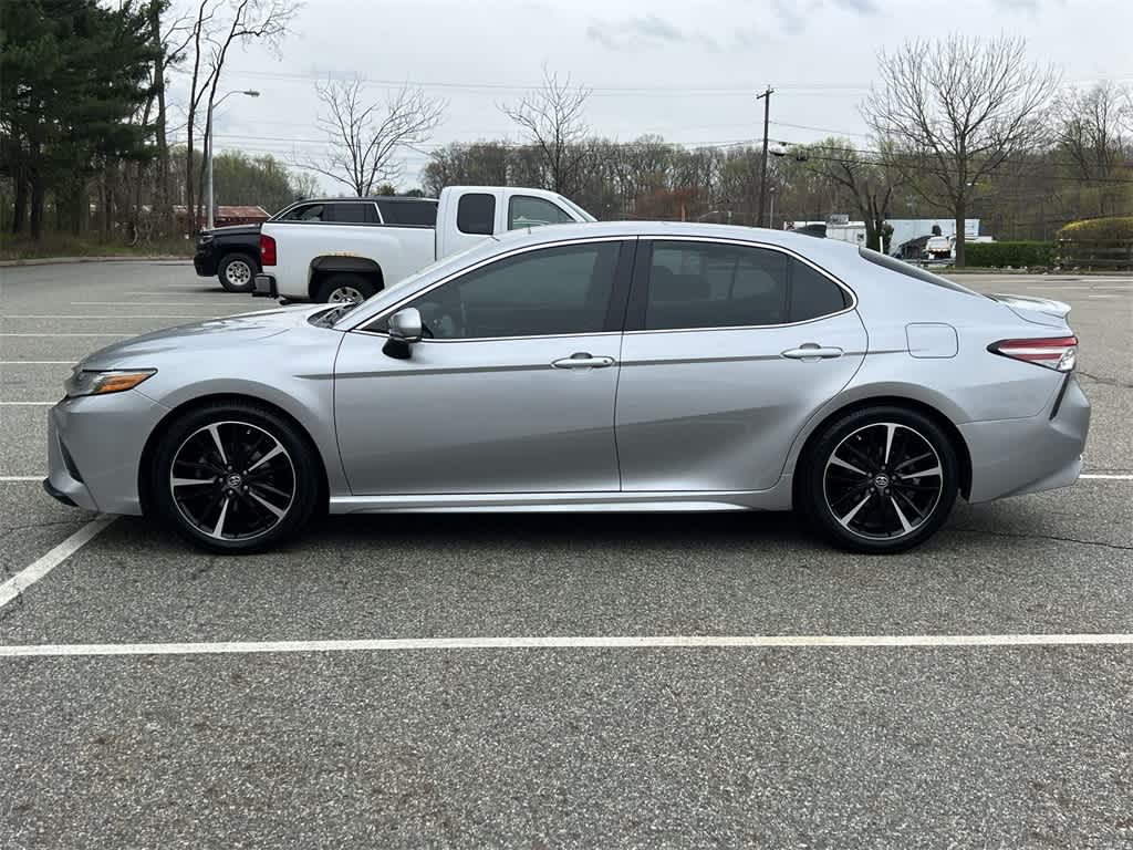 Thumbnail: 2019 Toyota Camry - 11