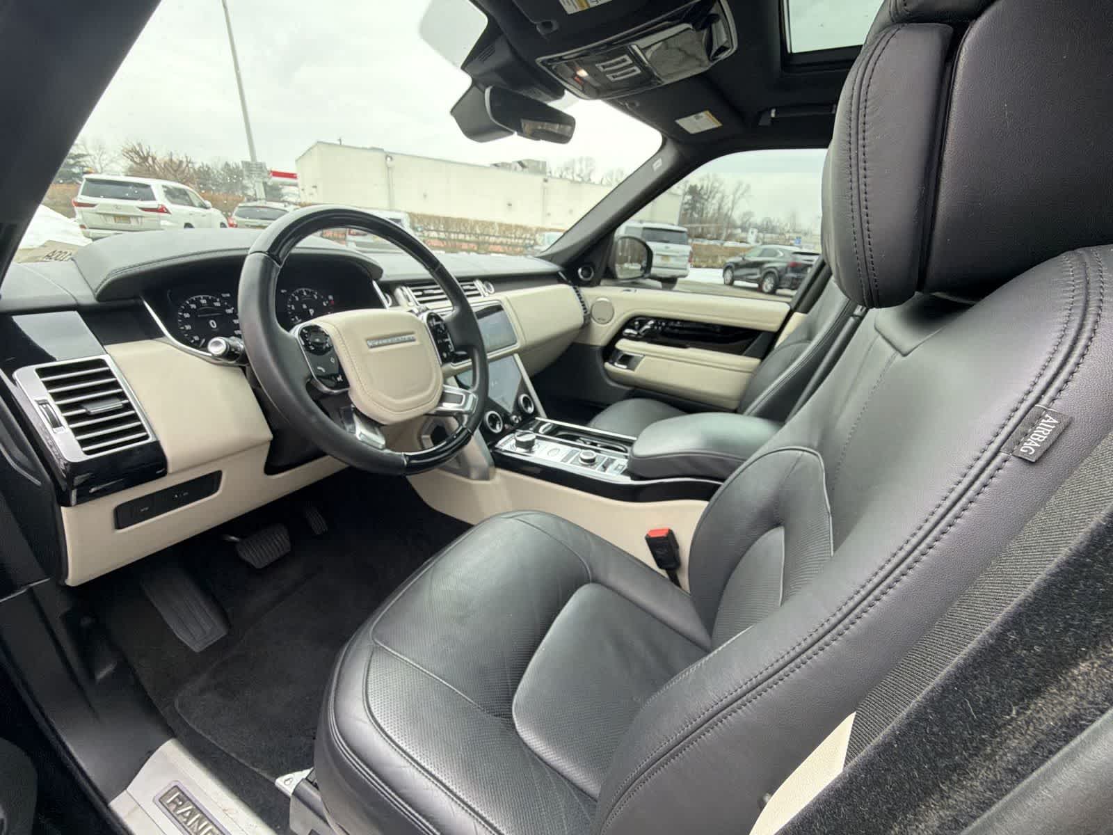 Thumbnail: 2018 Land Rover Range Rover - 10