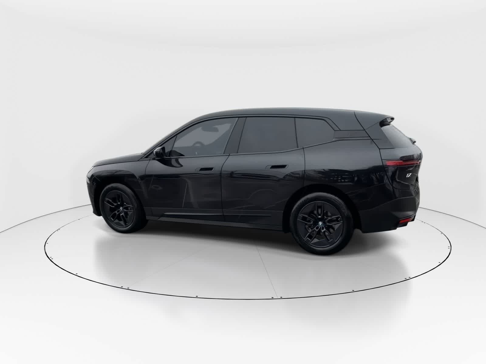 Thumbnail: 2024 BMW iX - 9