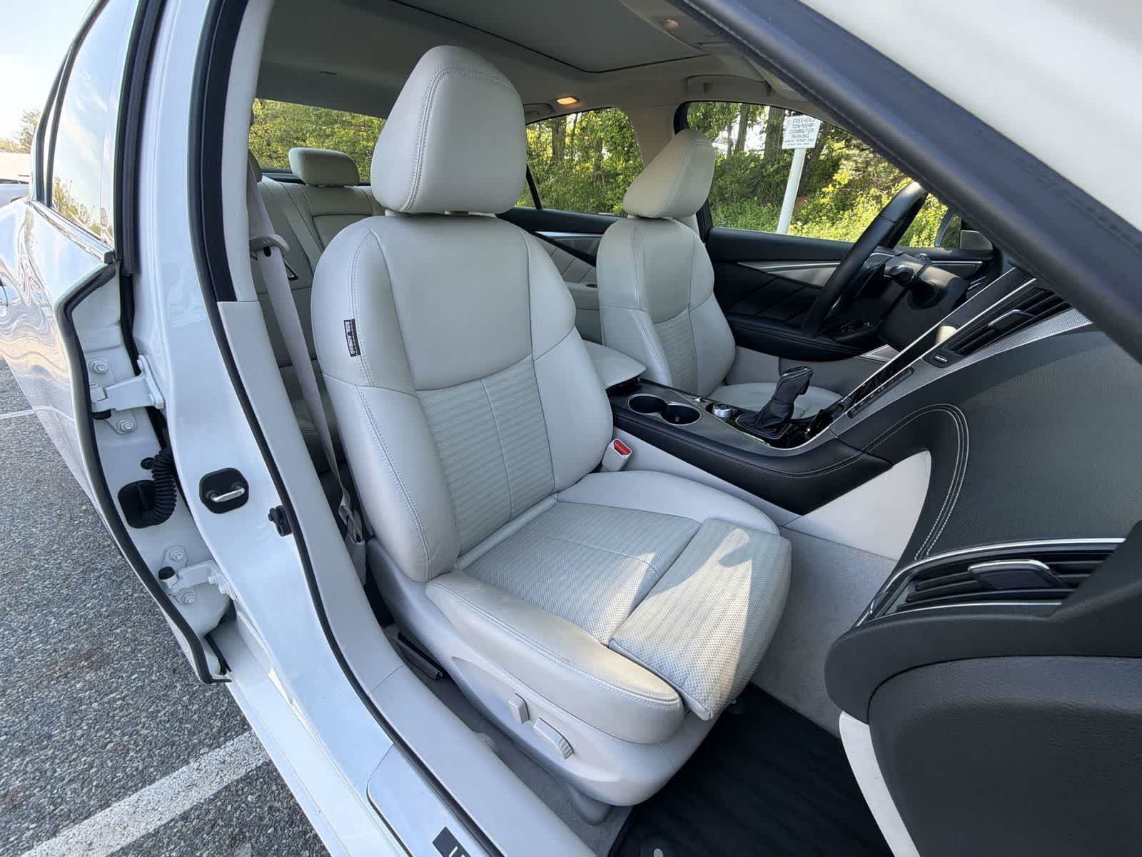 Thumbnail: 2019 INFINITI Q50 - 22