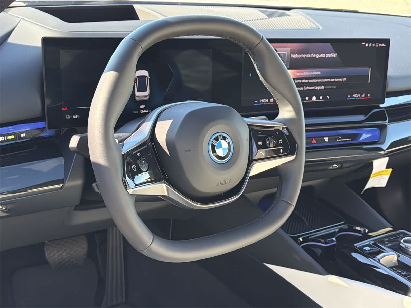 Thumbnail: 2025 BMW i5 - 23