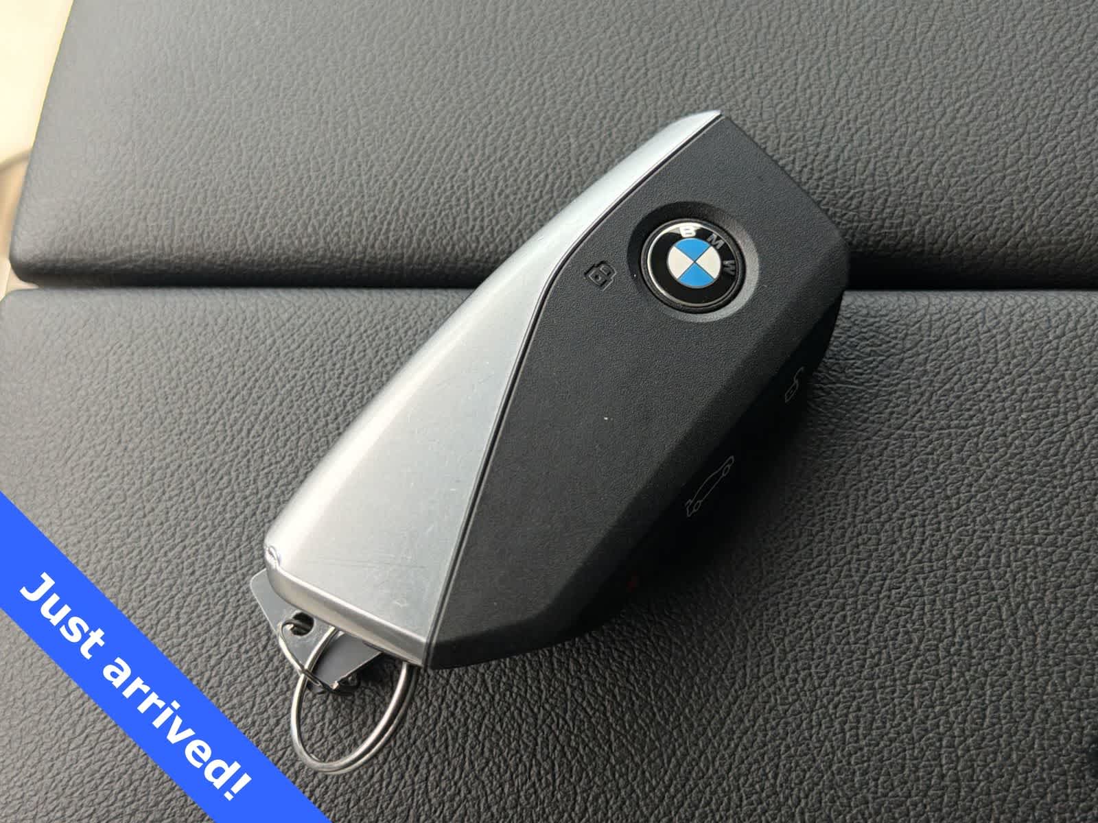 Thumbnail: 2026 BMW iX - 28