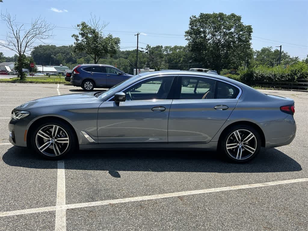 Thumbnail: 2022 BMW 5 Series - 11