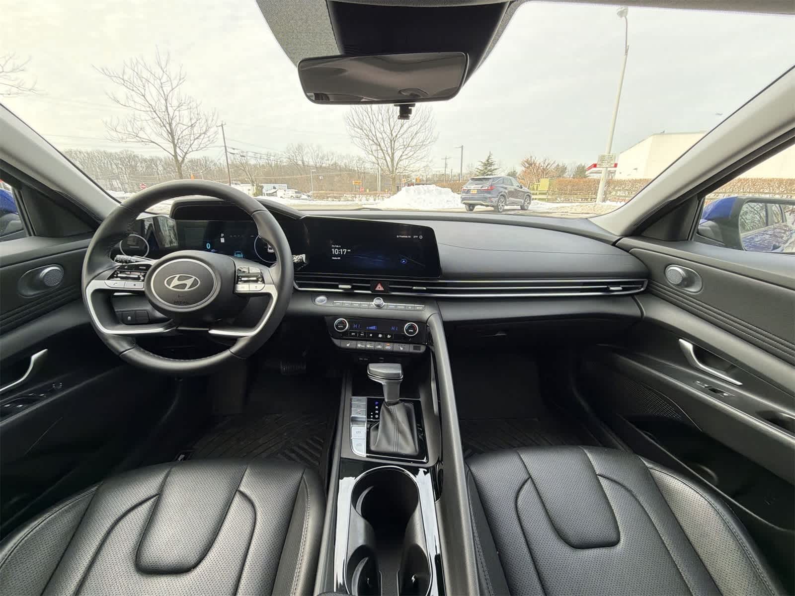 Thumbnail: 2024 Hyundai Elantra - 18