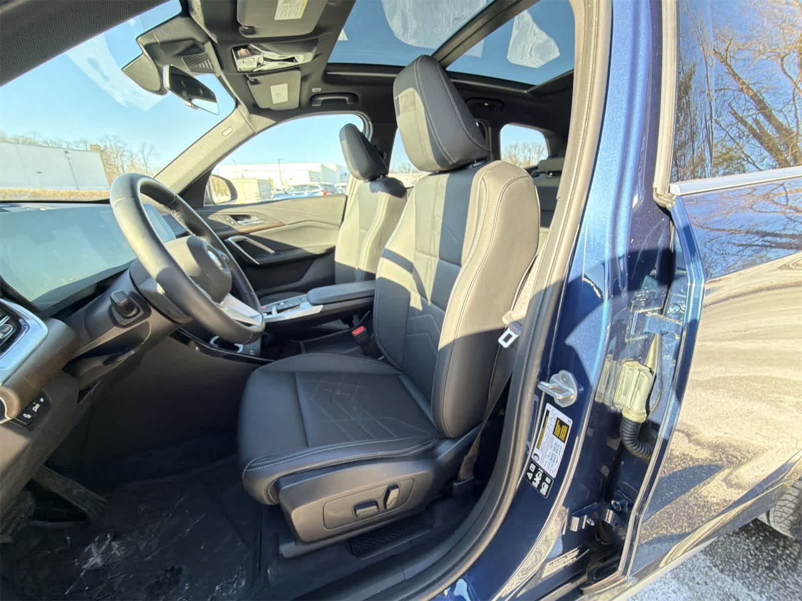 Thumbnail: 2025 BMW X1 - 19