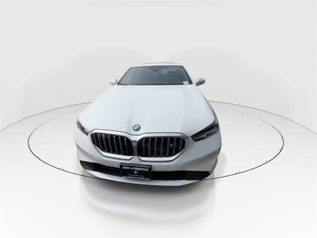 Thumbnail: 2025 BMW i5 - 3