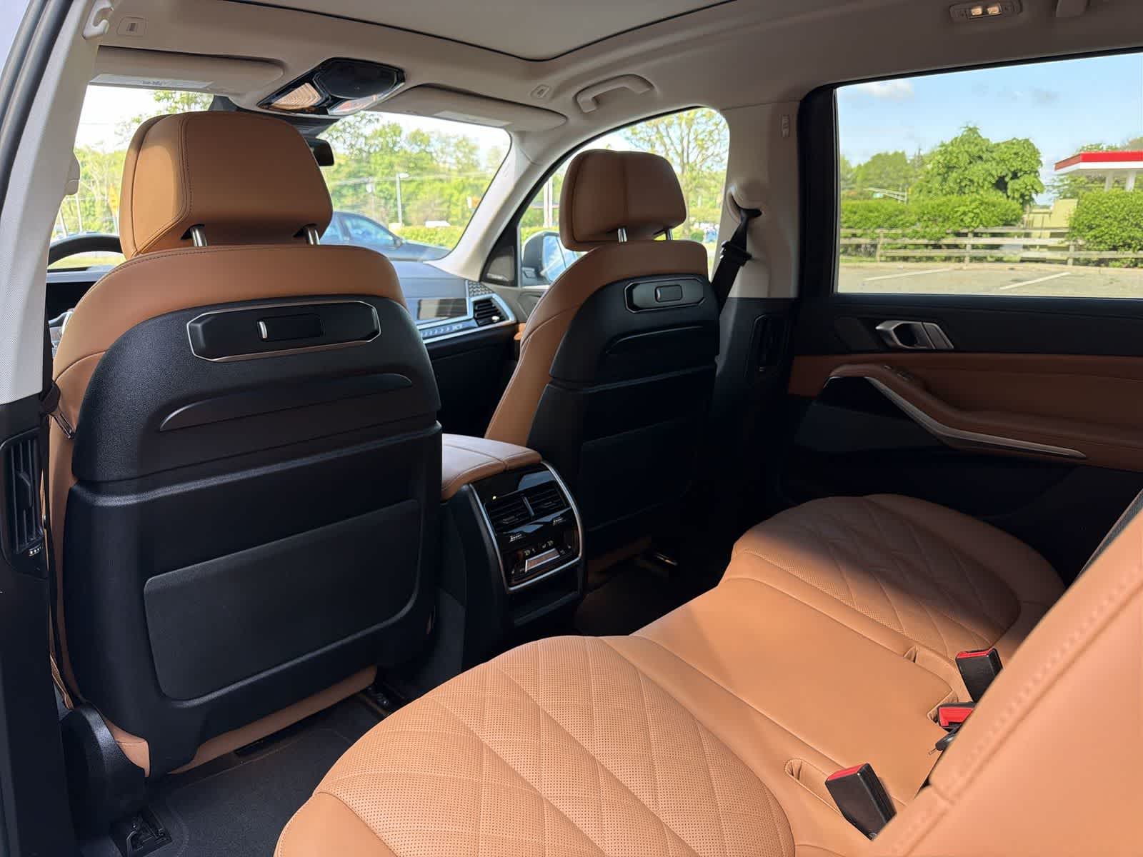 Thumbnail: 2023 BMW X7 - 19