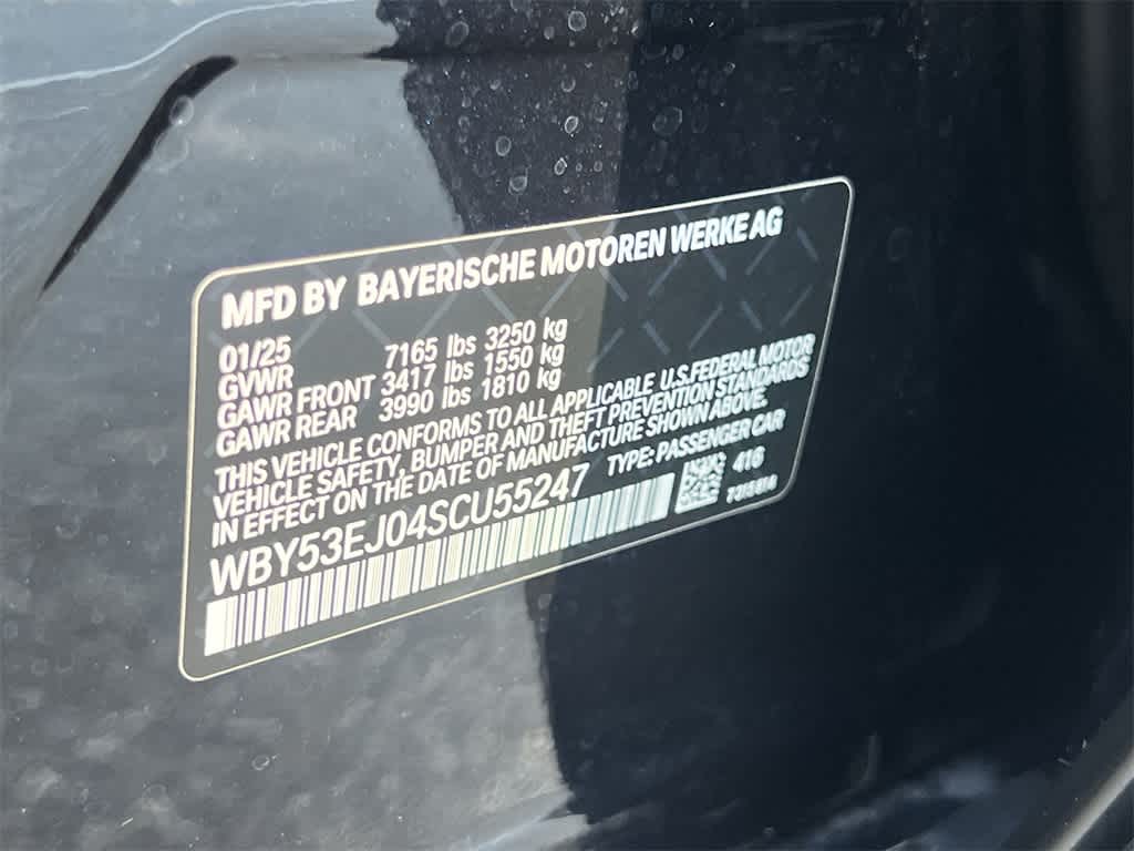 Thumbnail: 2025 BMW i7 - 29