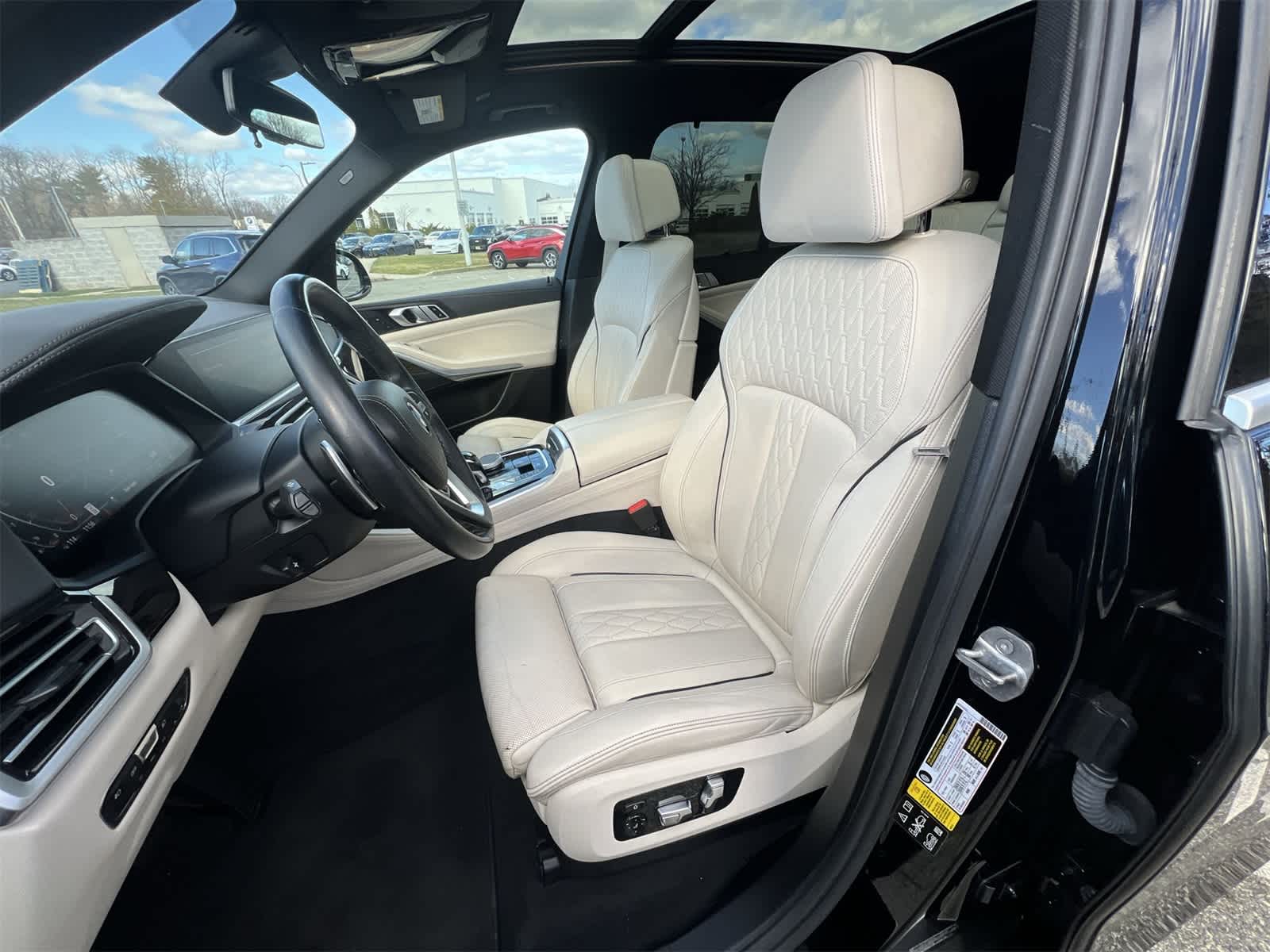 Thumbnail: 2020 BMW X5 - 19