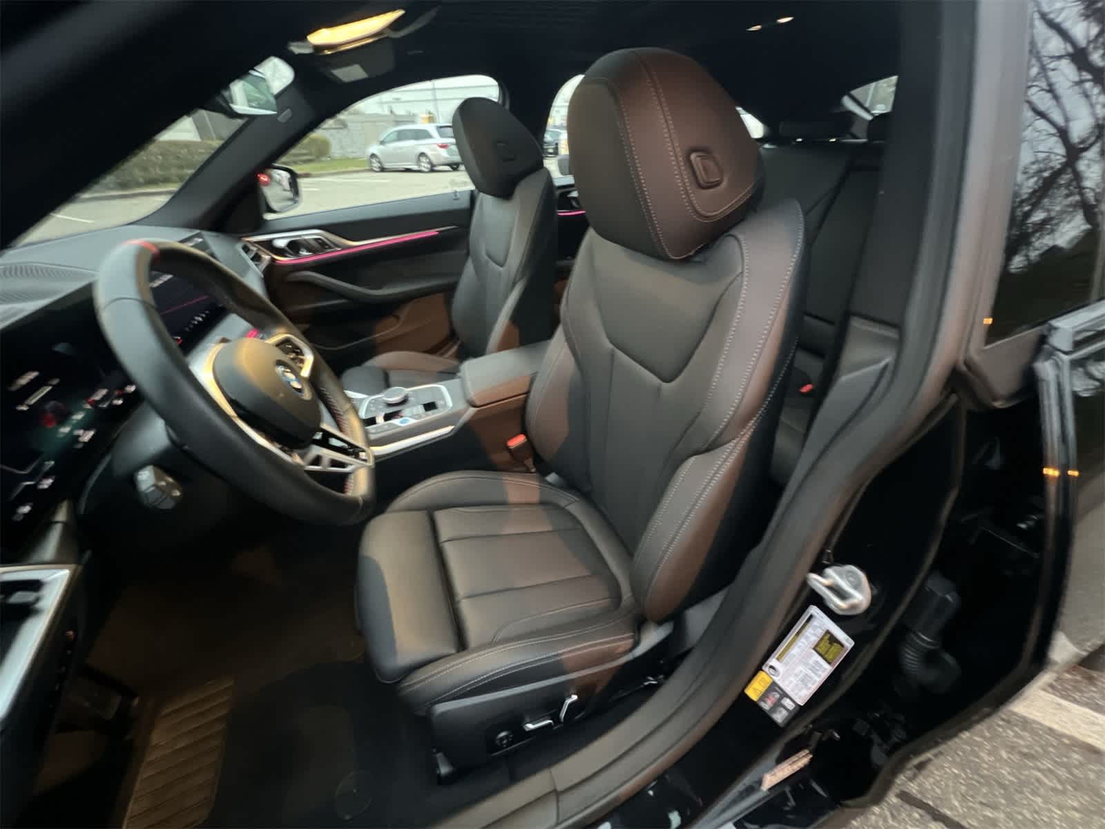 Thumbnail: 2025 BMW i4 - 19