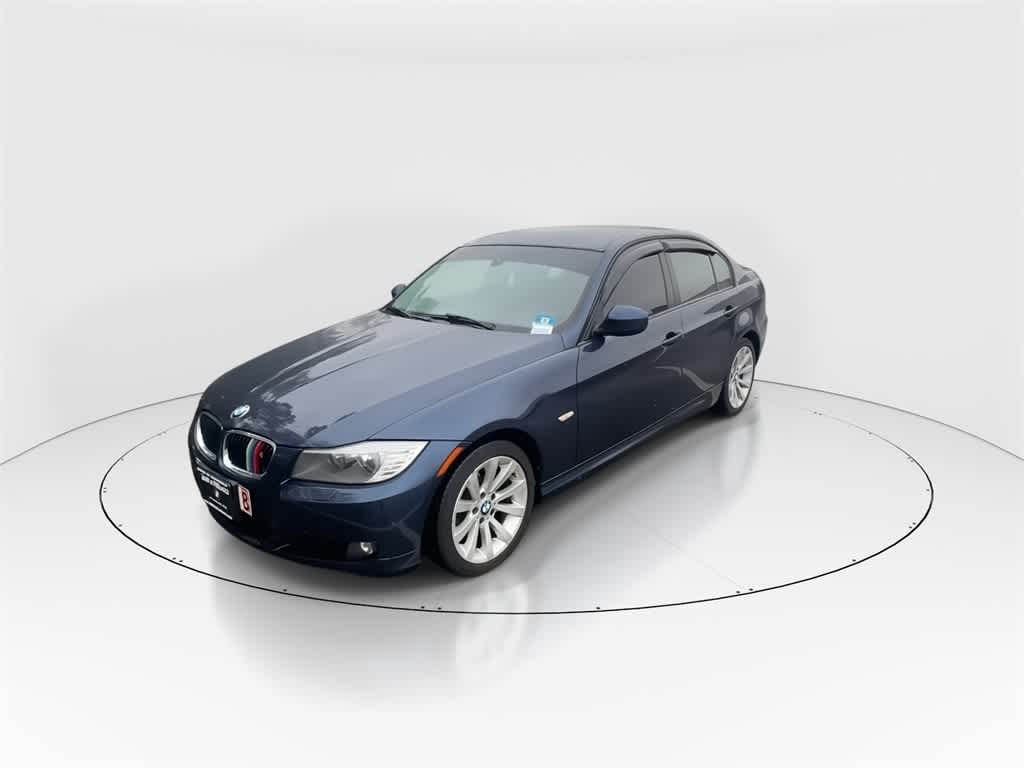 Thumbnail: 2011 BMW 3 Series - 5