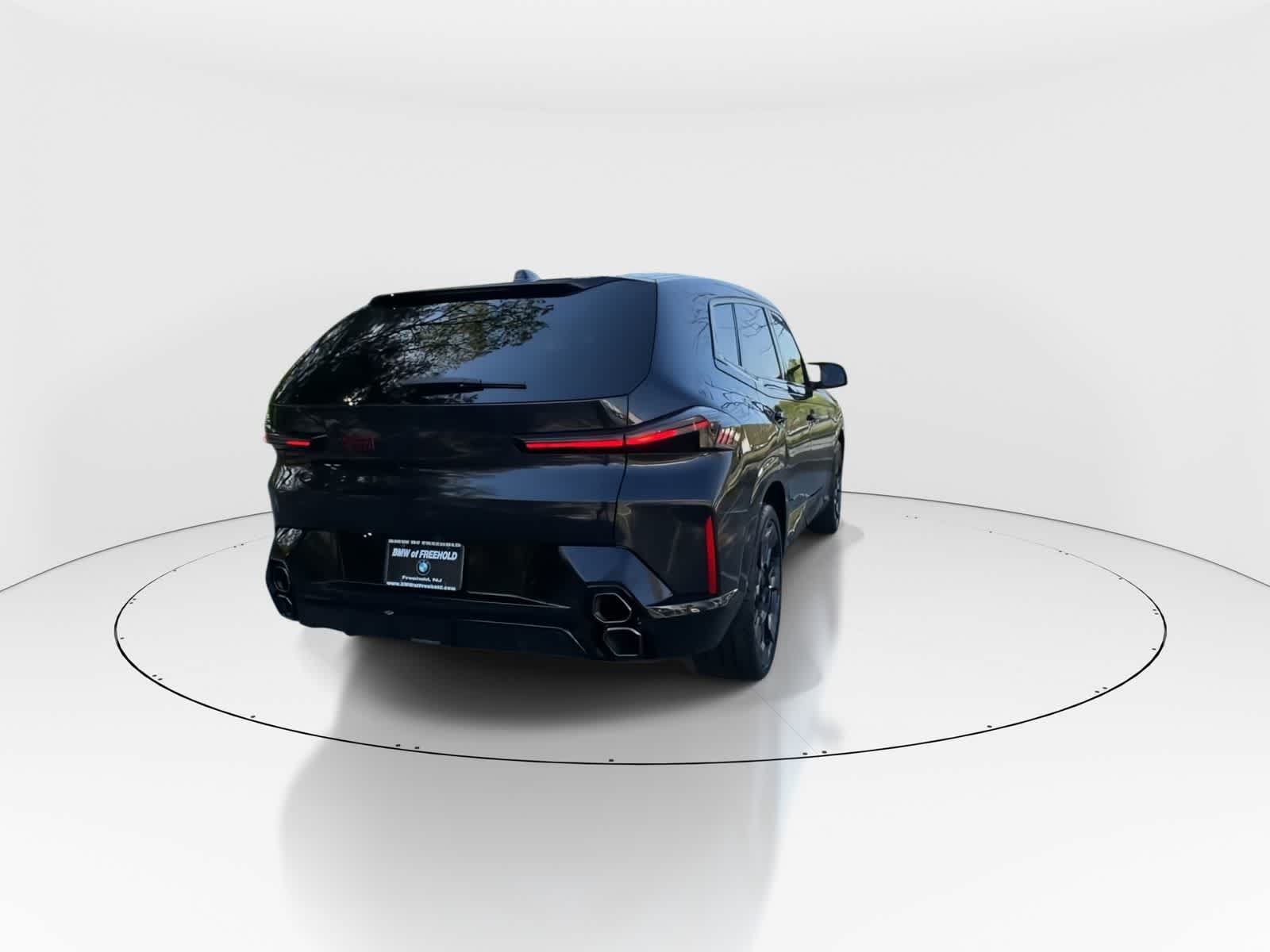 Thumbnail: 2026 BMW XM - 7