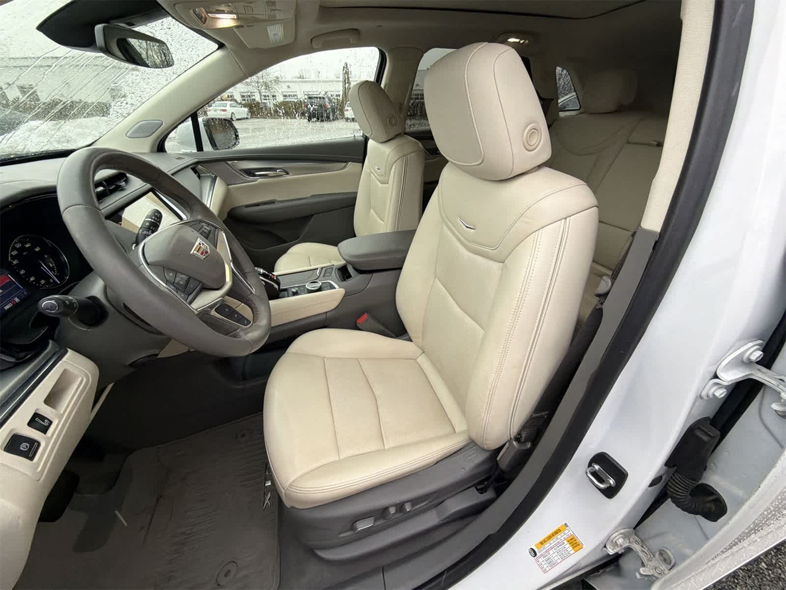 Thumbnail: 2022 Cadillac XT5 - 19