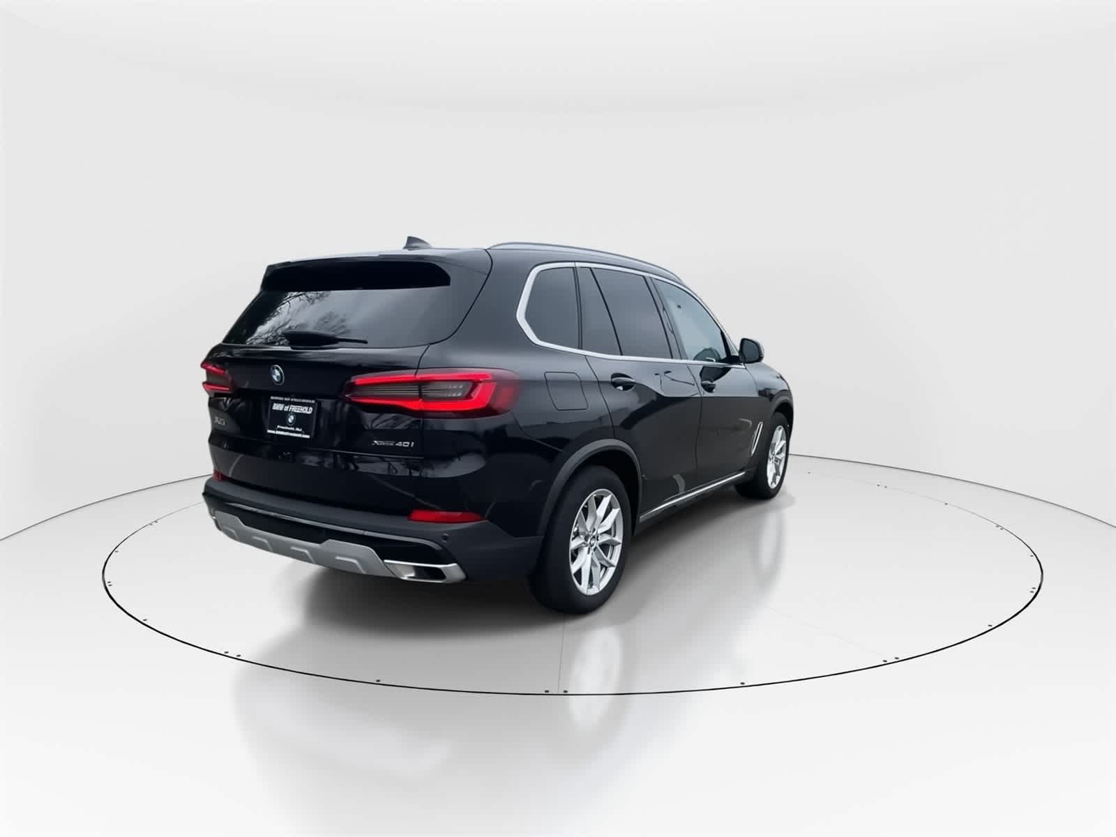 Thumbnail: 2023 BMW X5 - 9