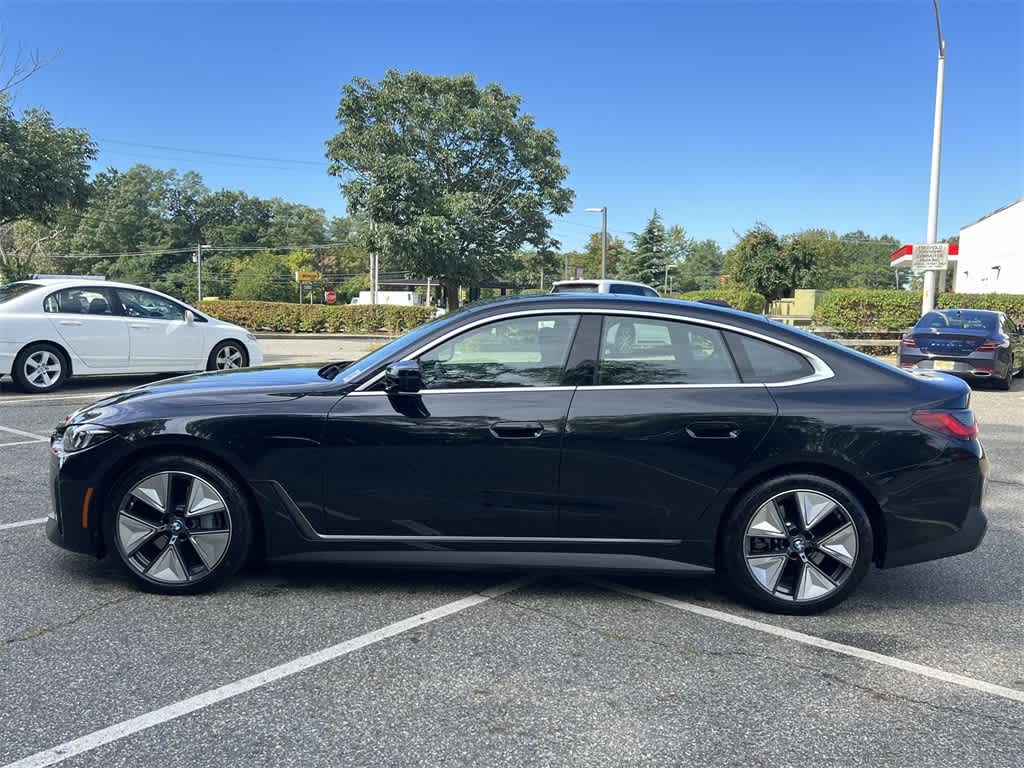 Thumbnail: 2025 BMW i4 - 11