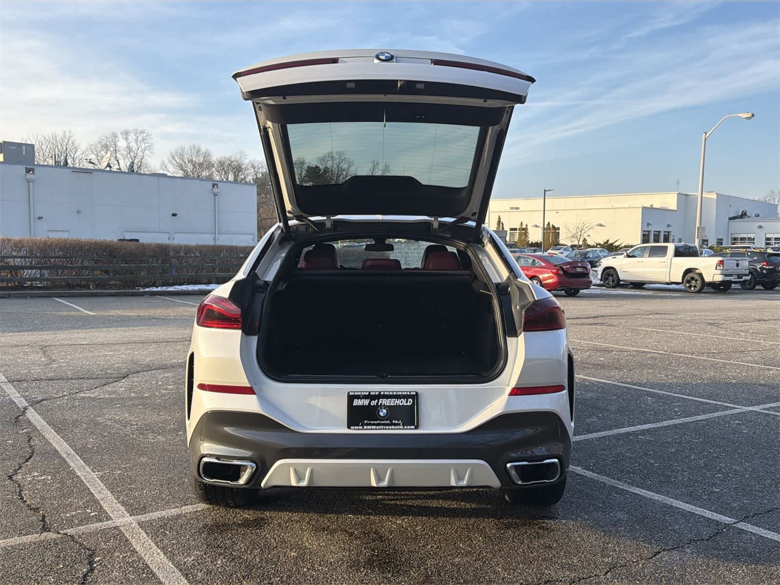 Thumbnail: 2022 BMW X6 - 27