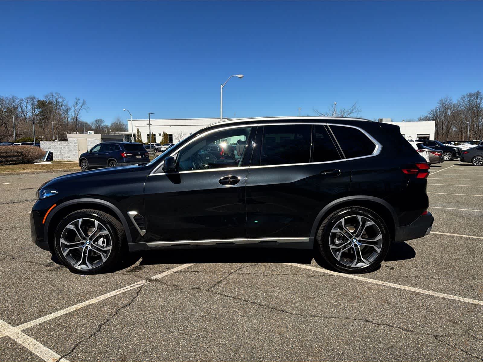 Thumbnail: 2026 BMW X5 - 11