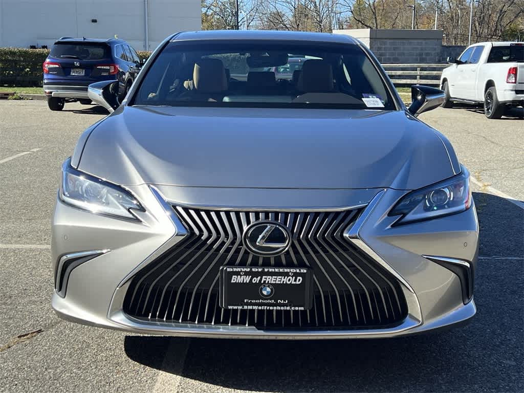 Thumbnail: 2019 Lexus ES - 14