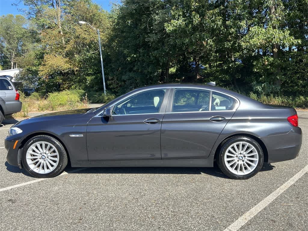 Thumbnail: 2013 BMW 5 Series - 11