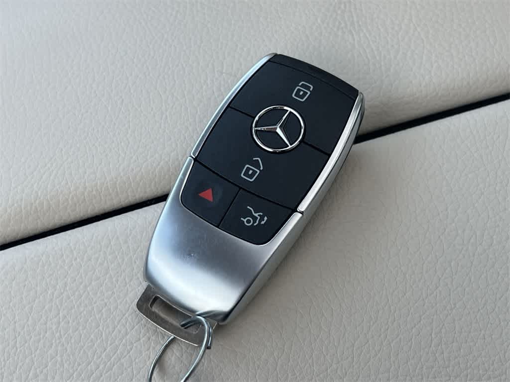 Thumbnail: 2025 Mercedes-Benz GLS - 28