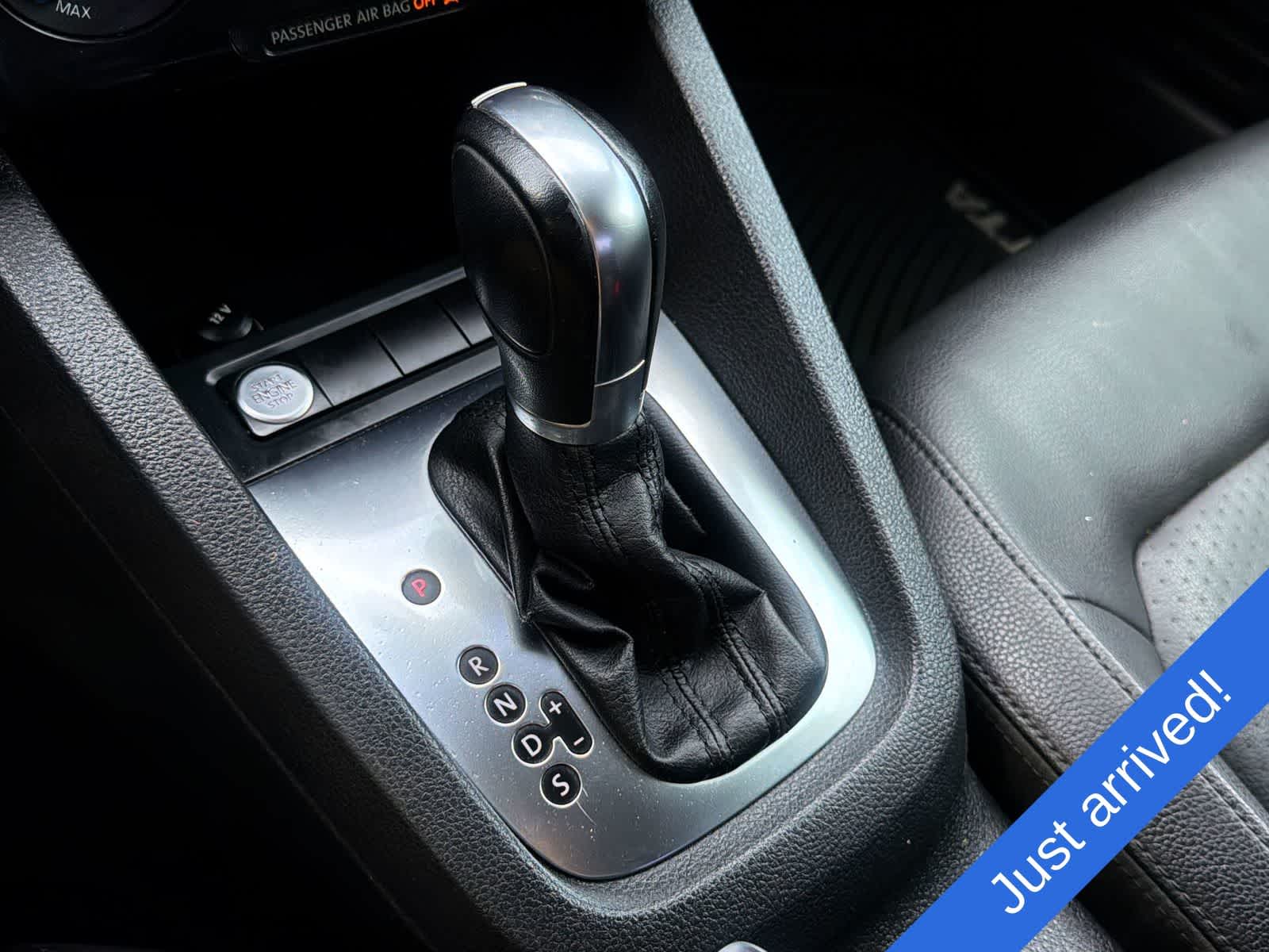 Thumbnail: 2013 Volkswagen Jetta - 25