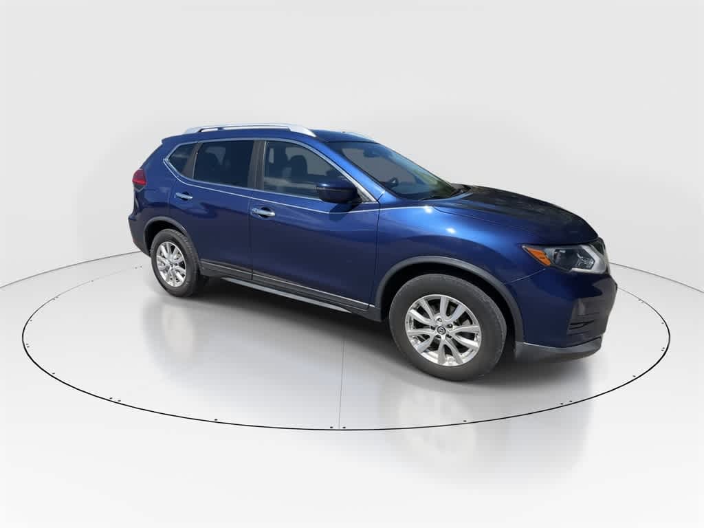 Thumbnail: 2017 Nissan Rogue - 2