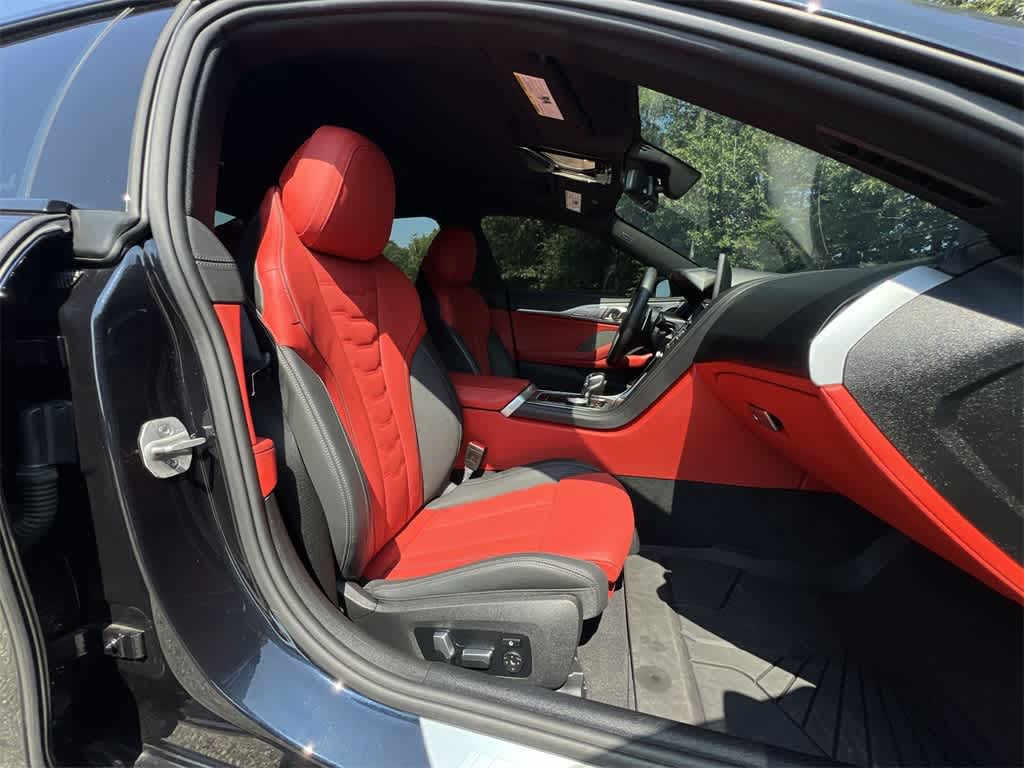 Thumbnail: 2024 BMW 8 Series - 22