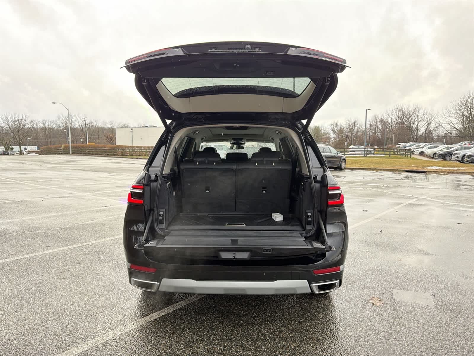 Thumbnail: 2025 BMW X7 - 27