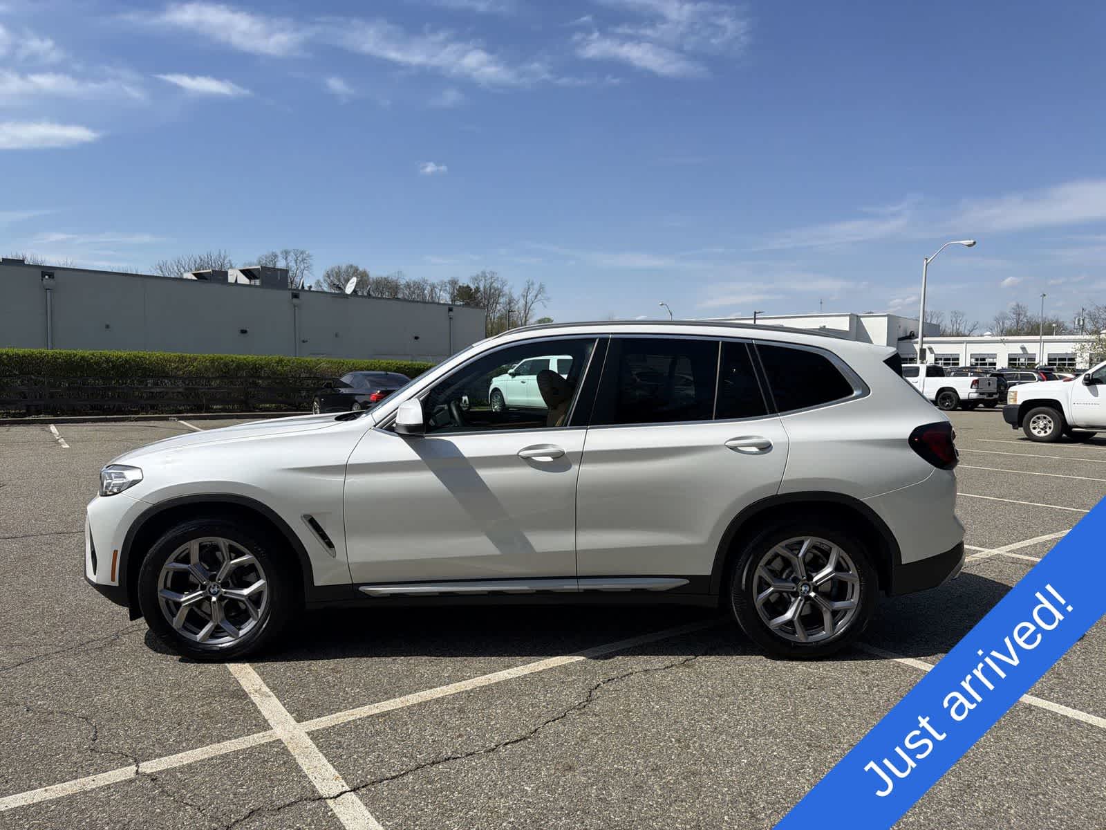 Thumbnail: 2023 BMW X3 - 11