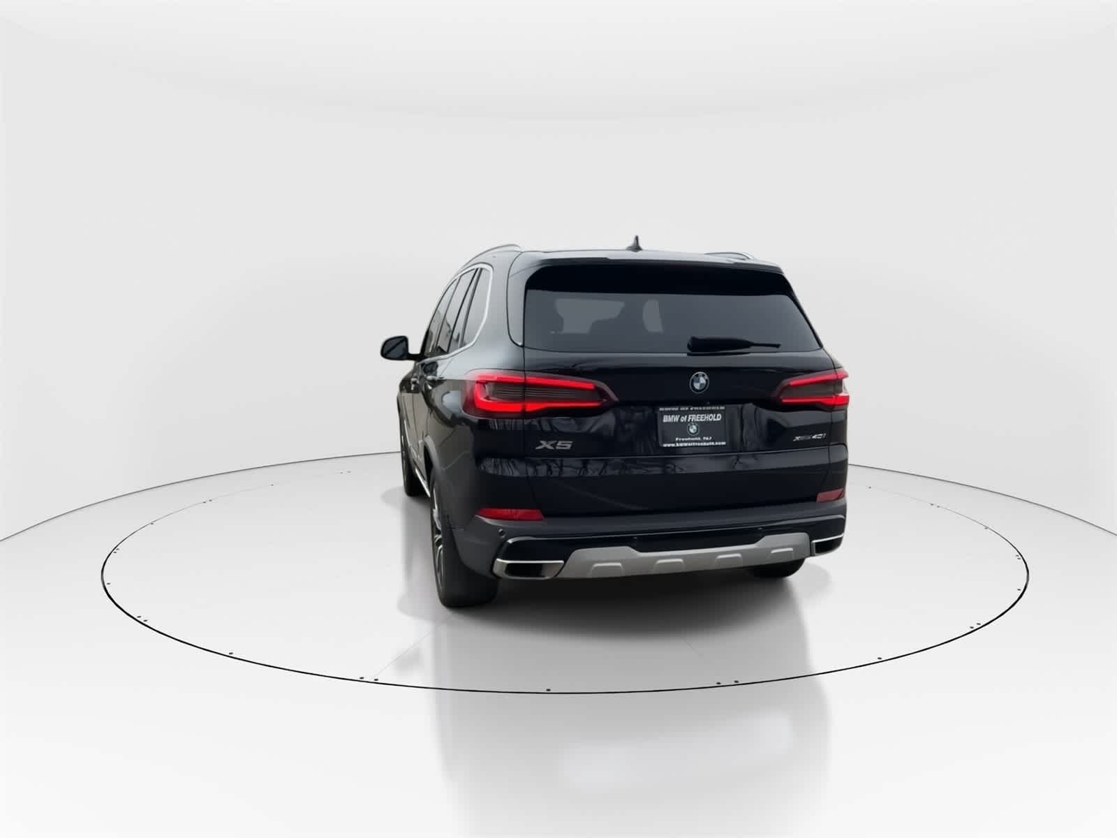 Thumbnail: 2023 BMW X5 - 8