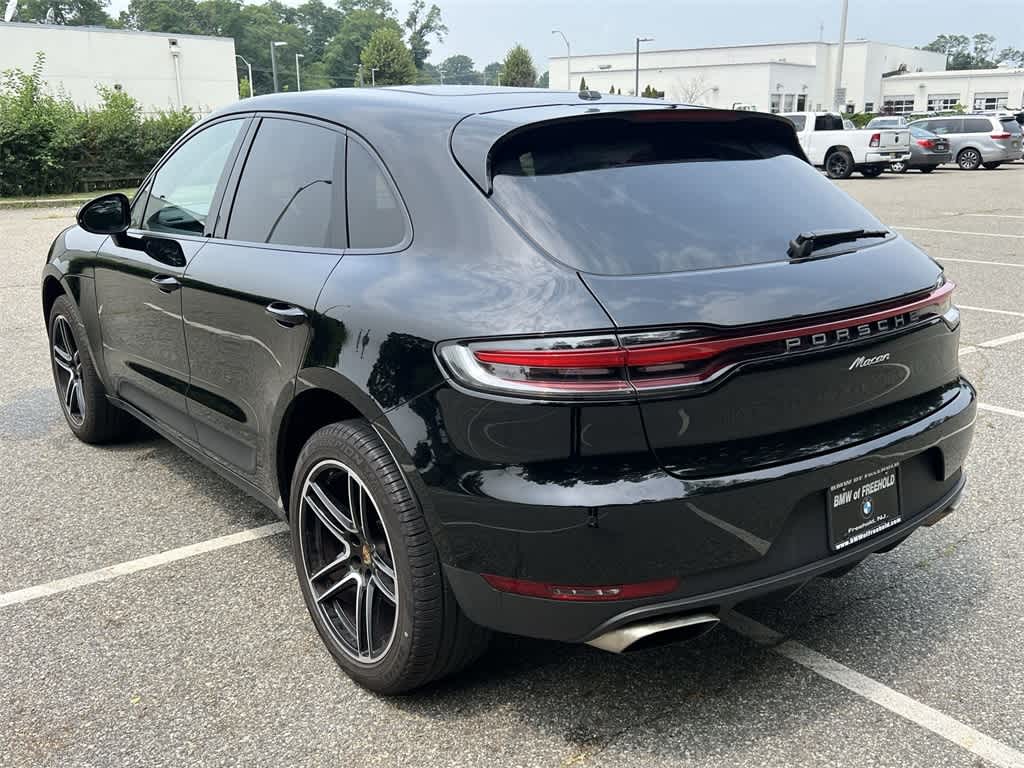 Thumbnail: 2021 Porsche Macan - 12
