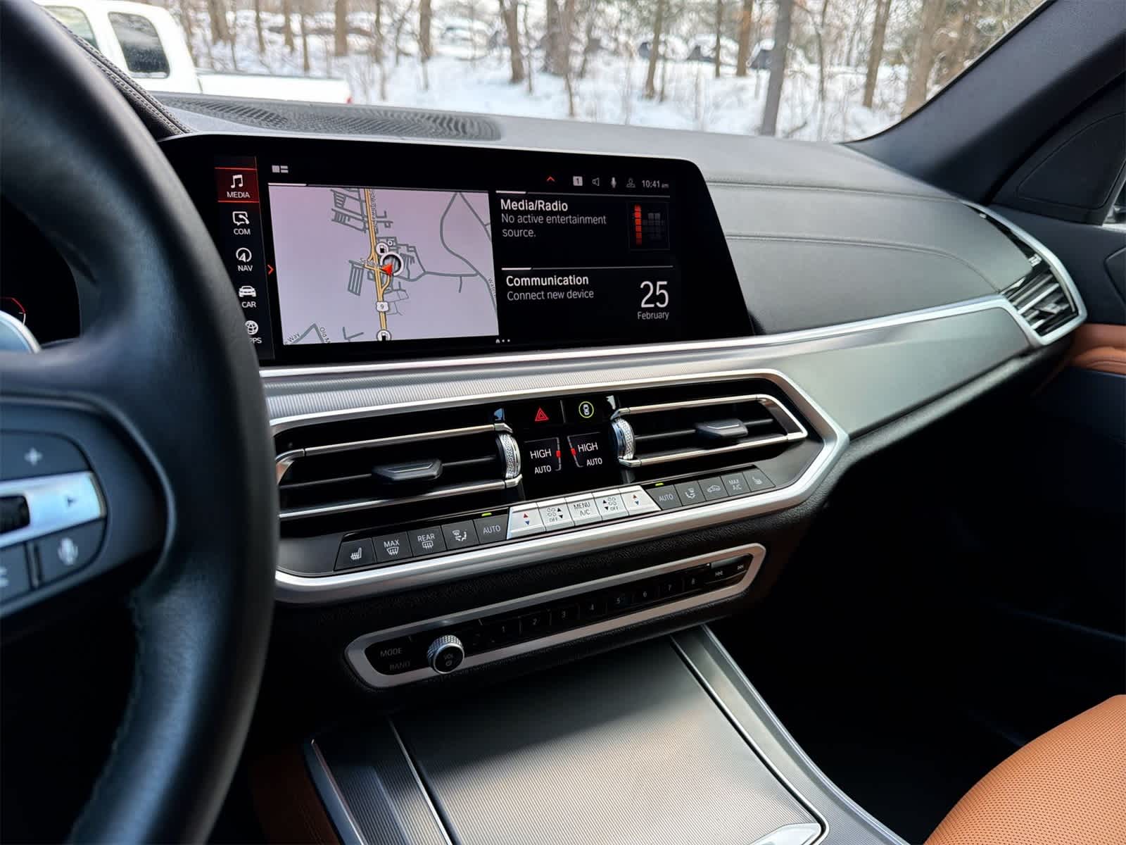 Thumbnail: 2023 BMW X5 - 24