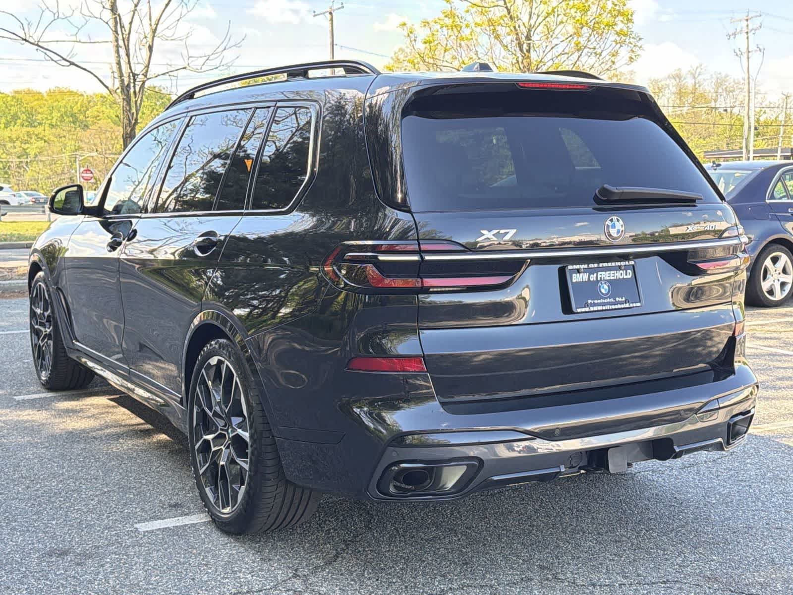 Thumbnail: 2023 BMW X7 - 12