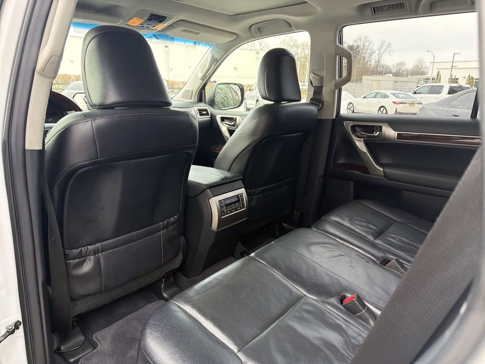 Thumbnail: 2015 Lexus GX - 20