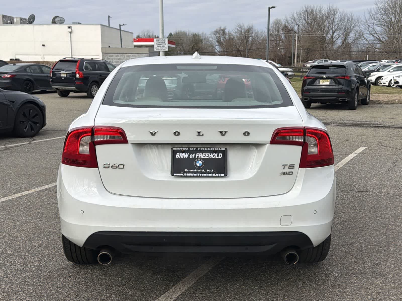 Thumbnail: 2013 Volvo S60 - 13