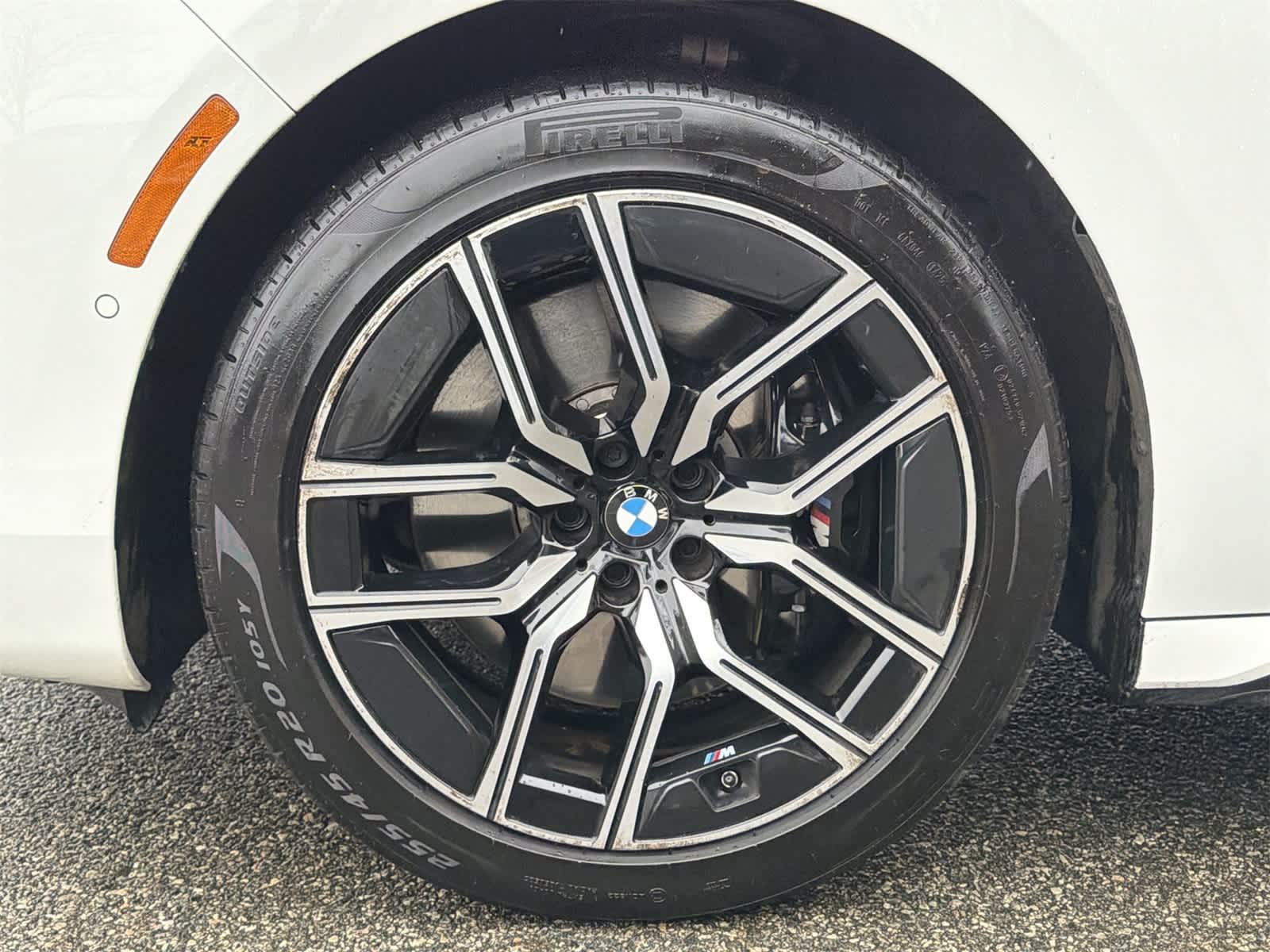 Thumbnail: 2023 BMW 7 Series - 16