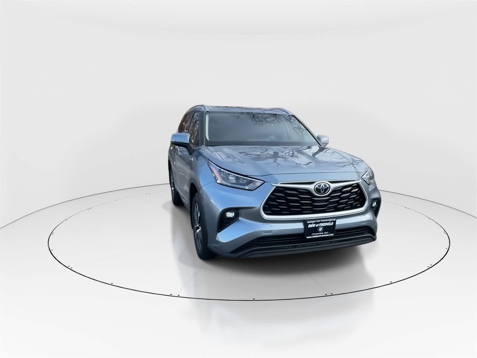 Thumbnail: 2020 Toyota Highlander - 4