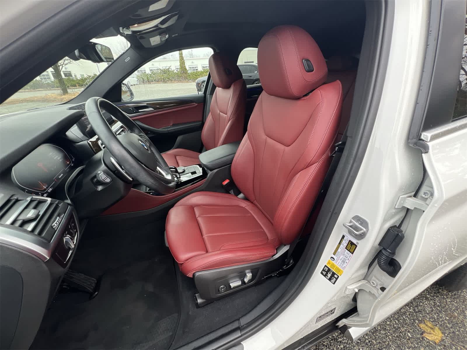 Thumbnail: 2023 BMW X4 - 19