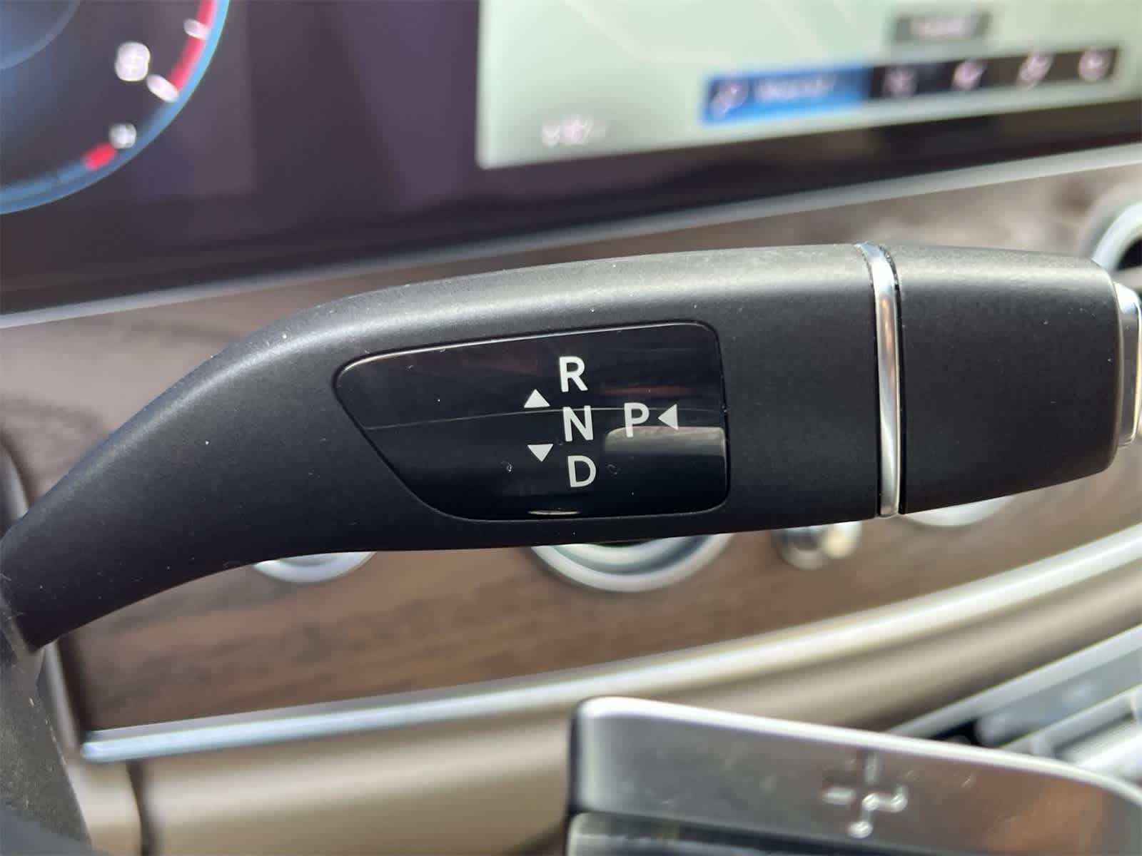 Thumbnail: 2021 Mercedes-Benz E-Class - 25