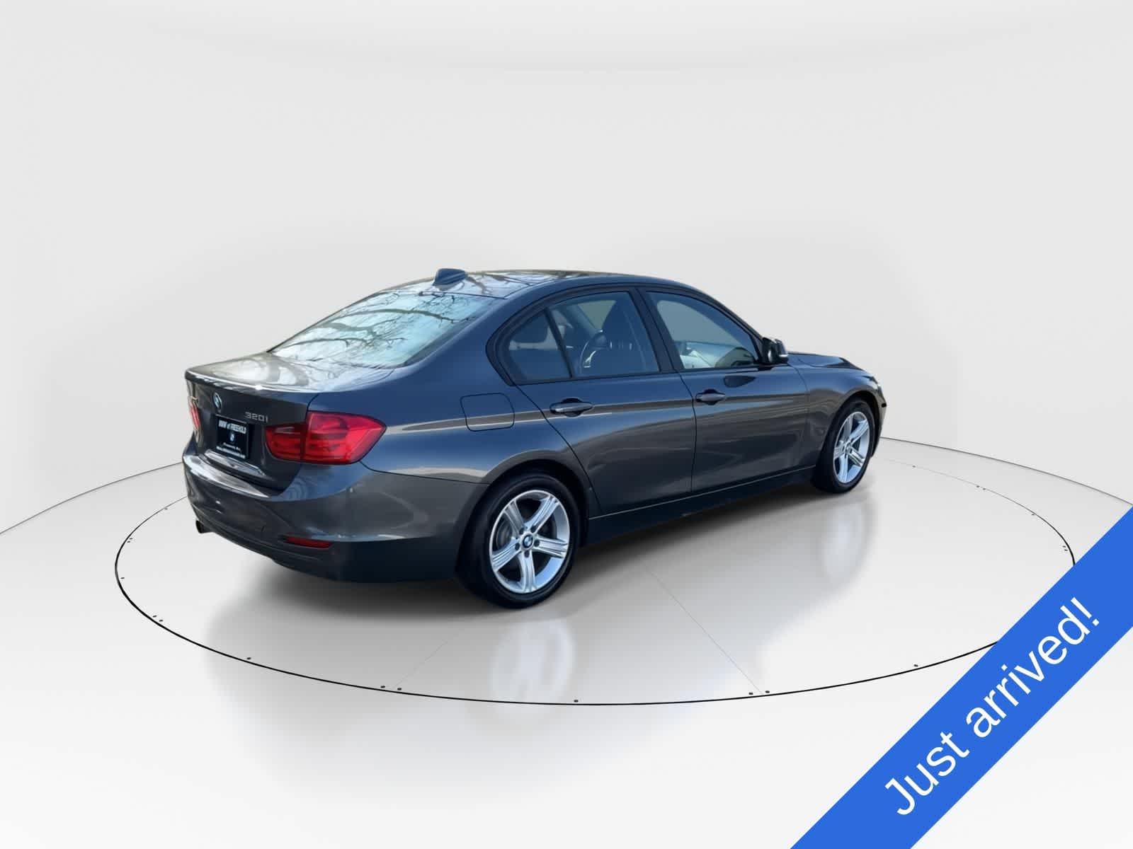 Thumbnail: 2015 BMW 3 Series - 4