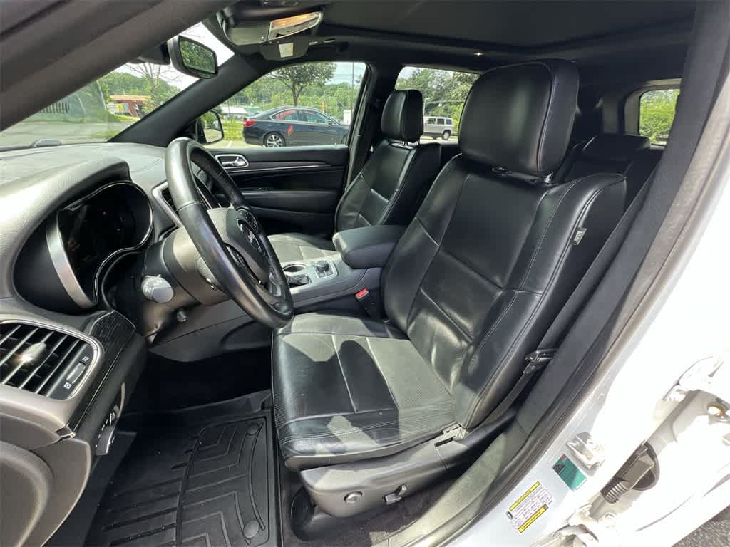 Thumbnail: 2018 Jeep Grand Cherokee - 19