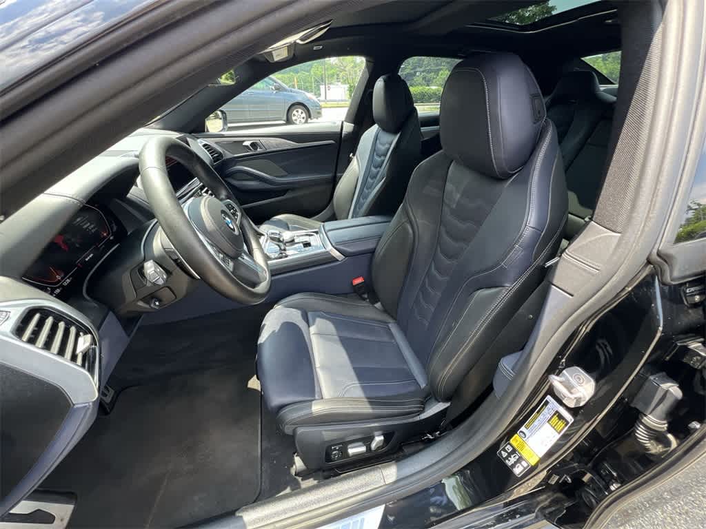 Thumbnail: 2024 BMW 8 Series - 19