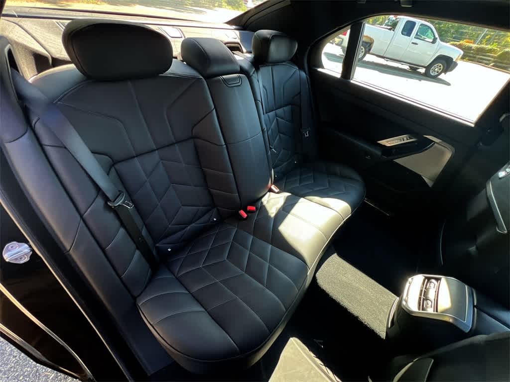 Thumbnail: 2023 BMW 7 Series - 21