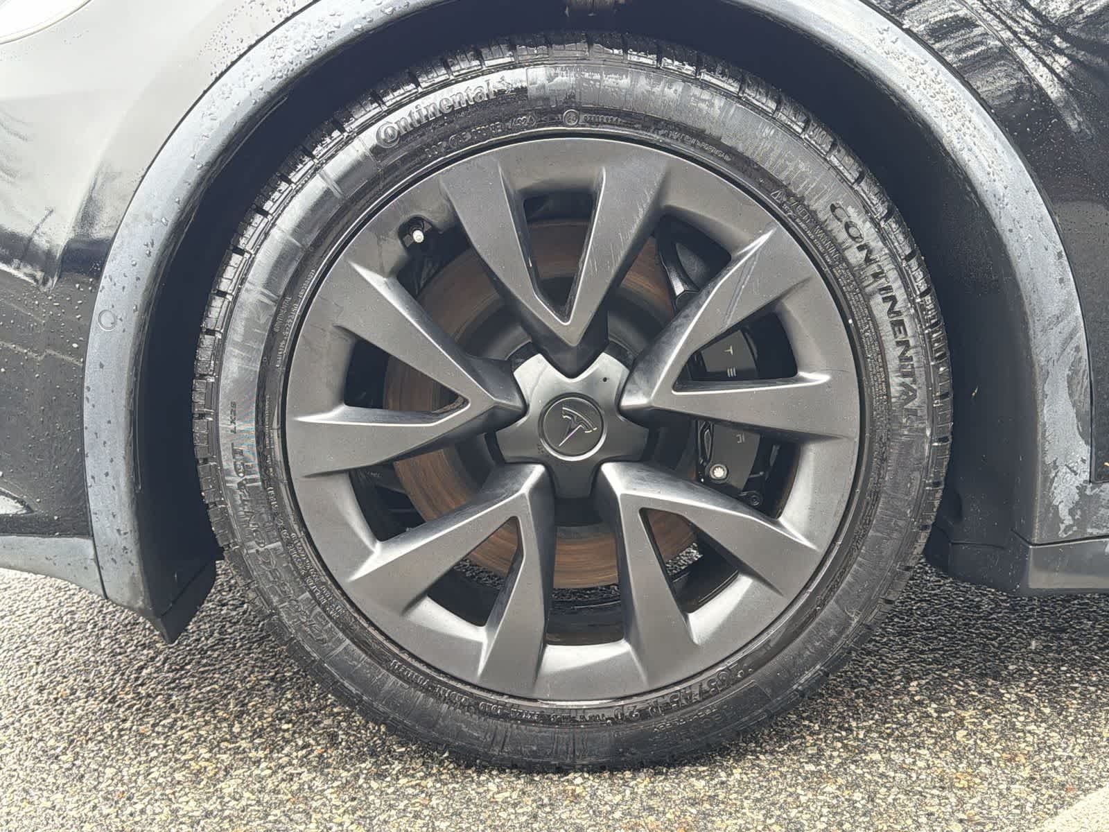 Thumbnail: 2023 Tesla Model X - 16