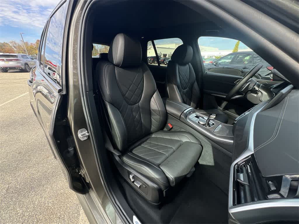 Thumbnail: 2023 BMW X5 - 22