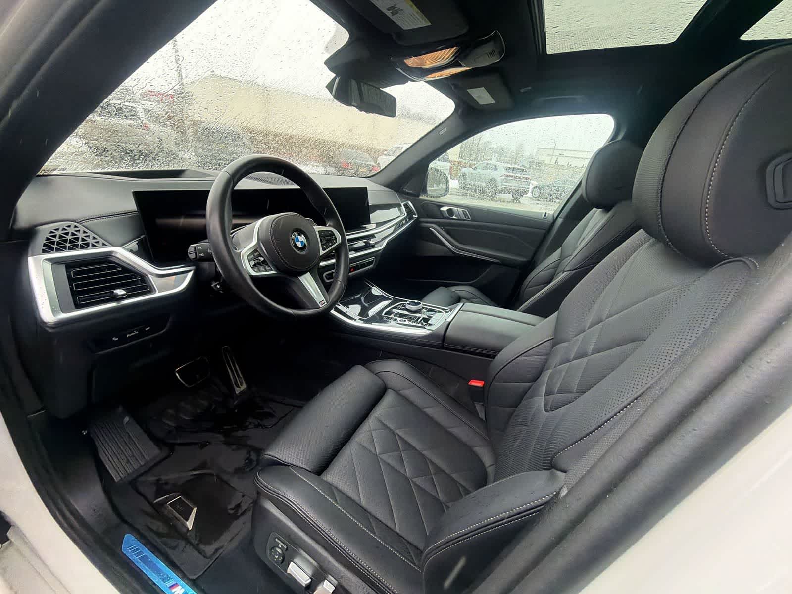 Thumbnail: 2025 BMW X5 - 10