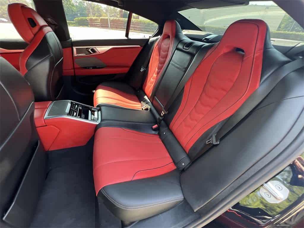 Thumbnail: 2024 BMW 8 Series - 21