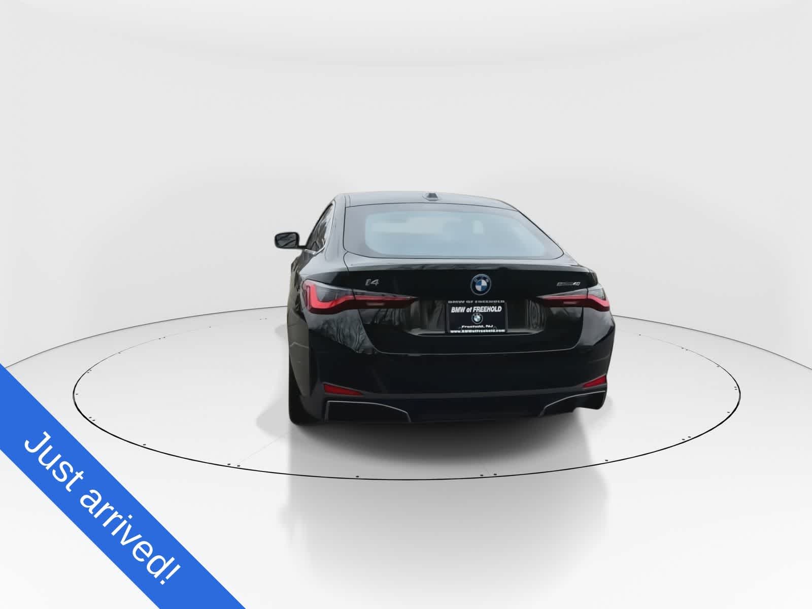 Thumbnail: 2023 BMW i4 - 7